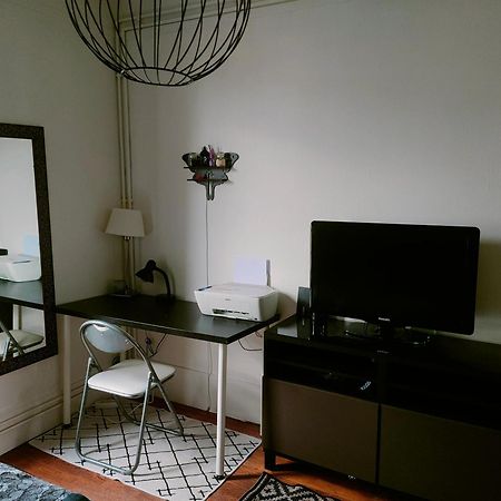 Chambre Vu Sur La Tour Eiffel Paryż Zewnętrze zdjęcie